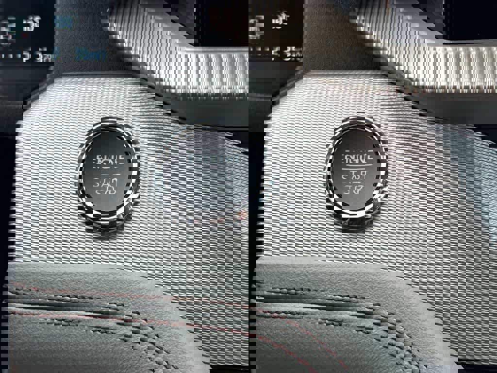 New 2026 Ford Explorer Active w/ Active Comfort Package image 31