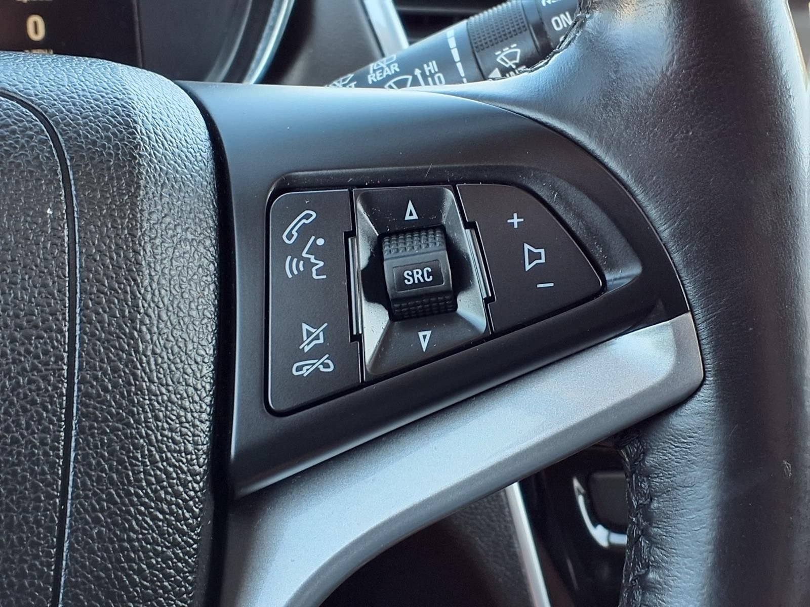 Used 2017 Chevrolet Trax Premier FWD image 27