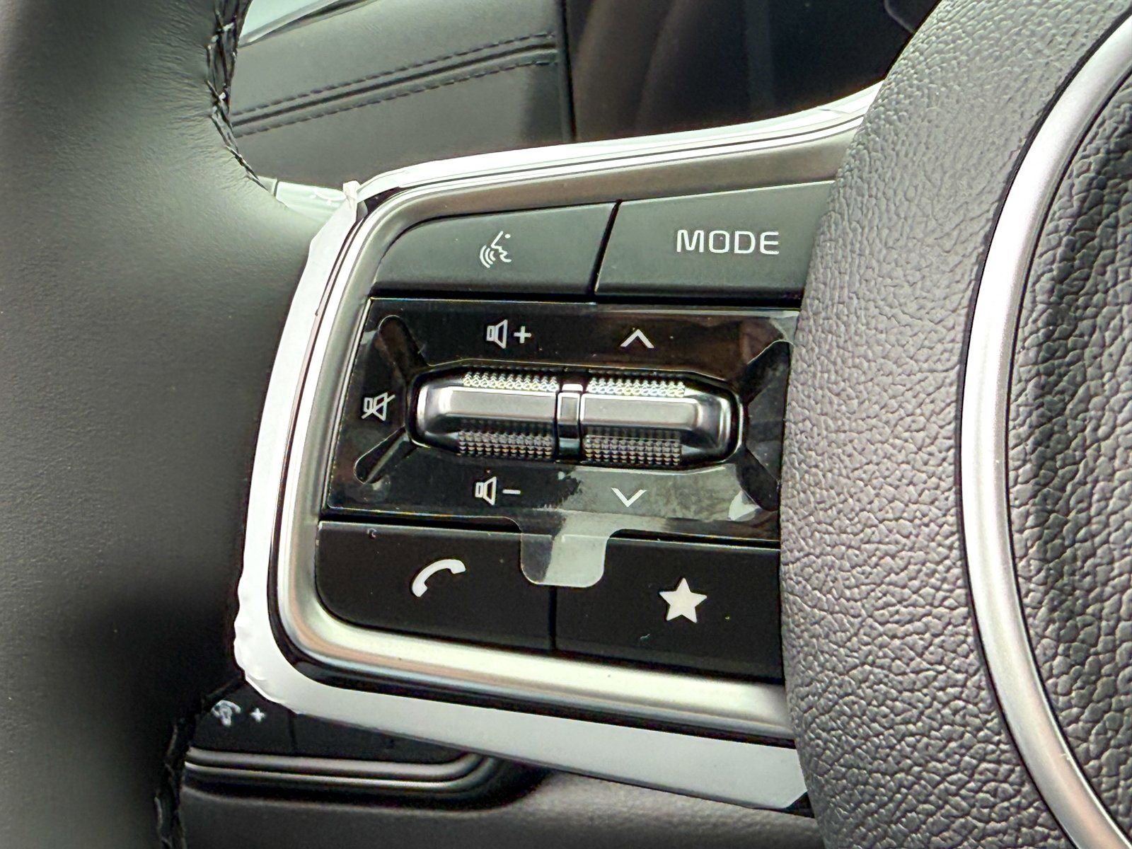 New 2026 Kia Carnival SX Prestige image 27