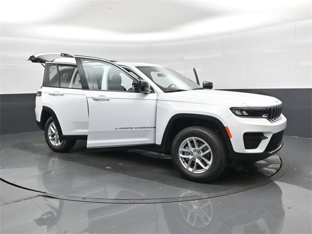 New 2025 Jeep Grand Cherokee Laredo X image 45