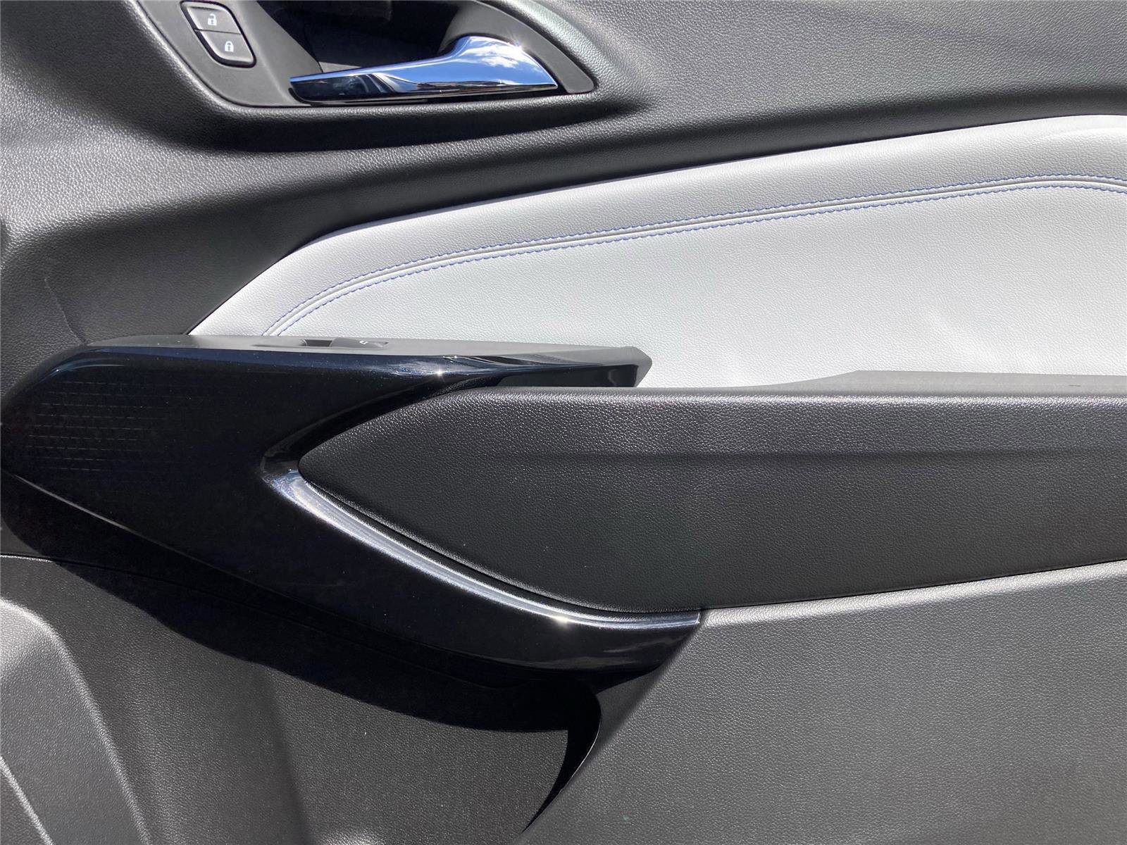 New 2026 Chevrolet Trax LT w/ Driver Confidence Package image 11