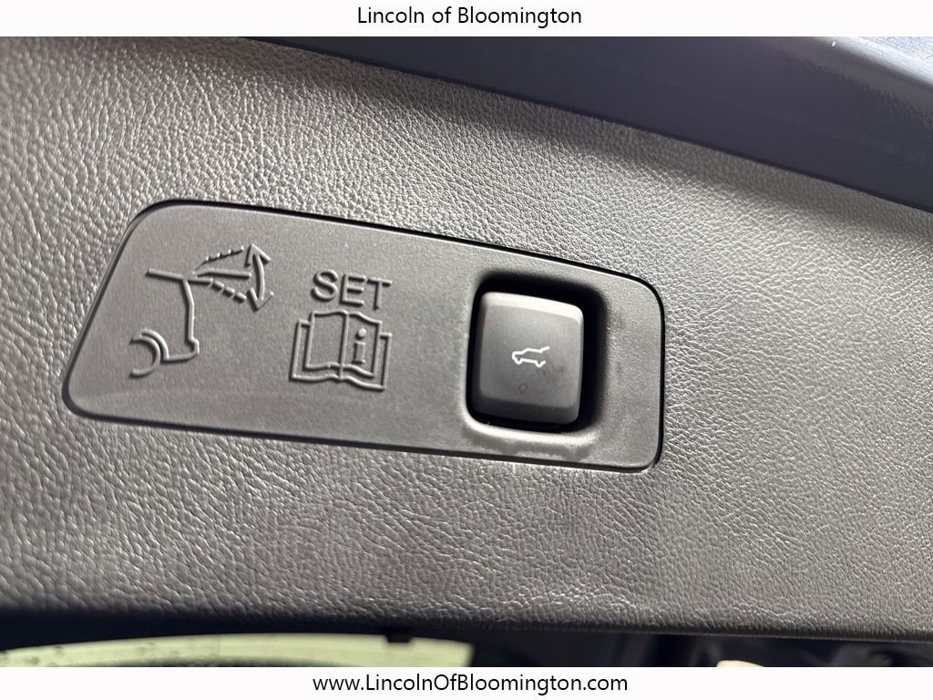 New 2026 Lincoln Corsair Premiere image 55