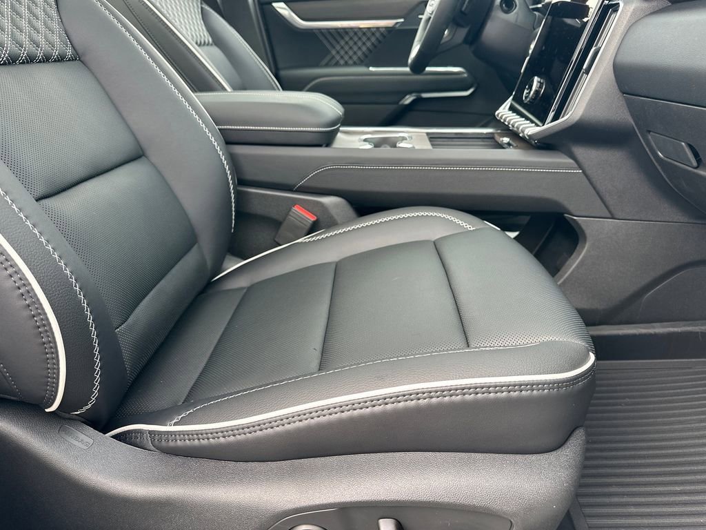 New 2026 GMC Acadia Denali w/ Super Cruise Package image 14