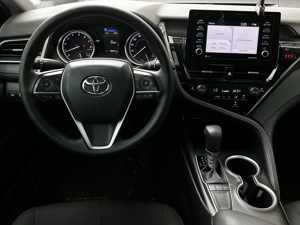 Used 2023 Toyota Camry LE w/ Convenience Package FWD image 10
