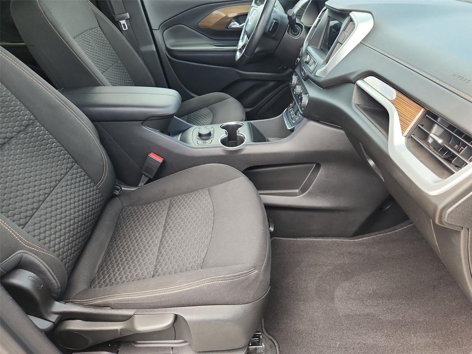 Used 2019 GMC Terrain SLE w/ Driver Convenience Package FWD image 26