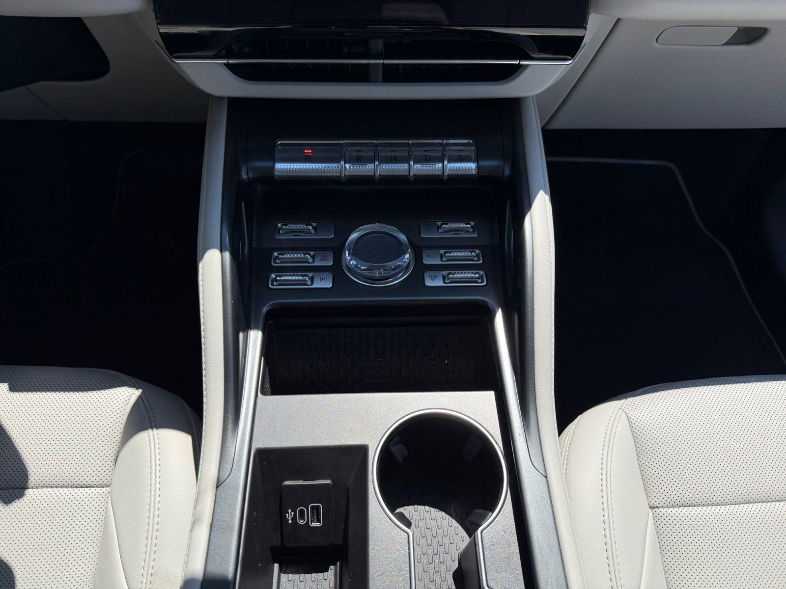 New 2026 Lincoln Nautilus Premier image 11