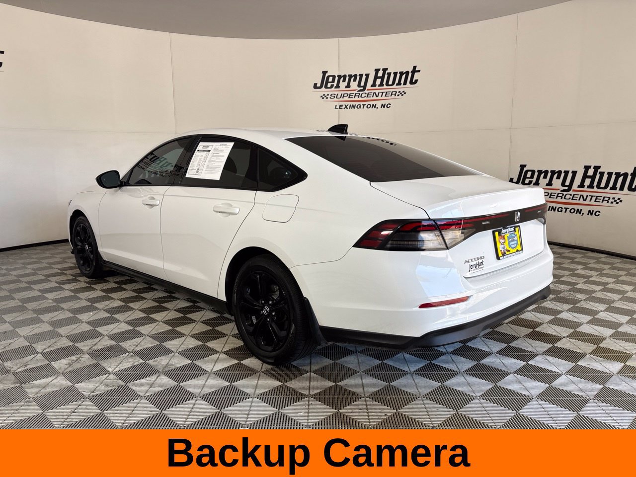 Used 2025 Honda Accord SE image 8