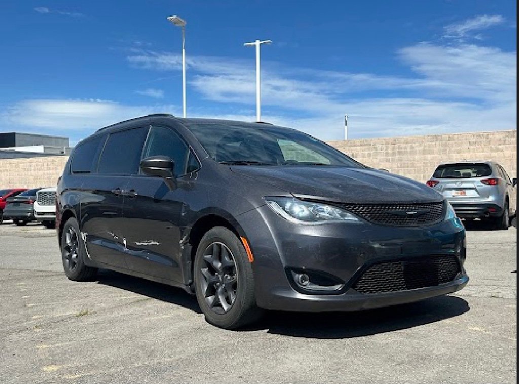 Used 2019 Chrysler Pacifica Touring-L Plus w/ S Appearance Package