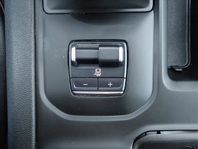 Used 2024 GMC Sierra 1500 AT4 w/ Technology Package image 22