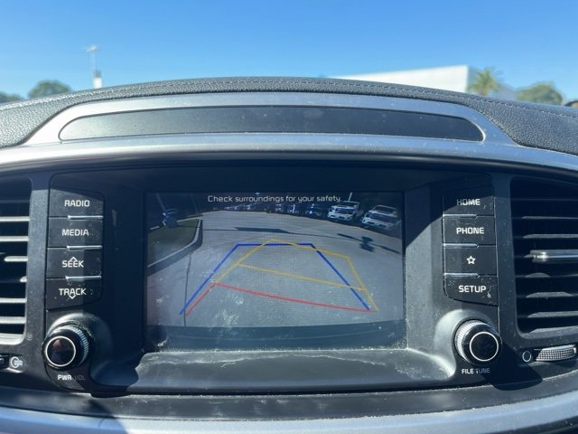 Used 2020 Kia Sorento L image 19