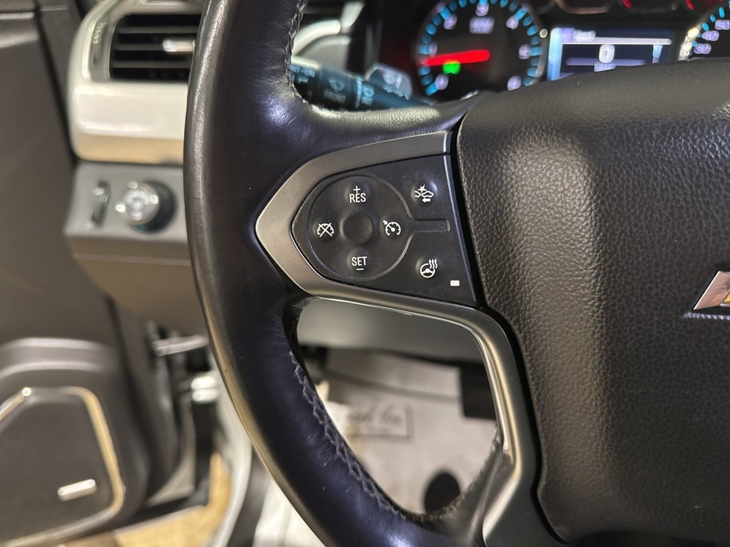 Used 2015 Chevrolet Suburban LTZ image 22