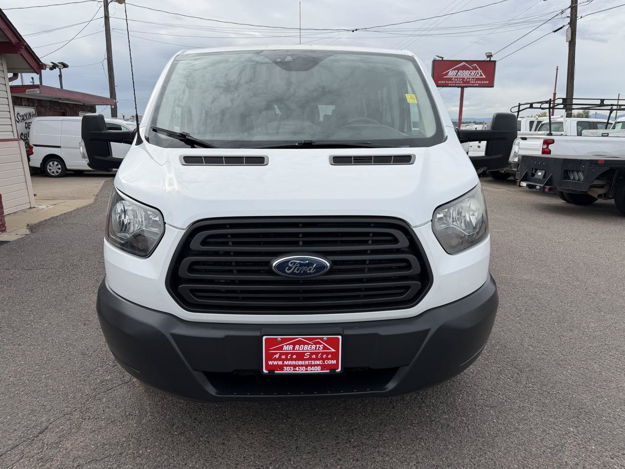 Used 2018 Ford Transit 150 XL RWD image 3