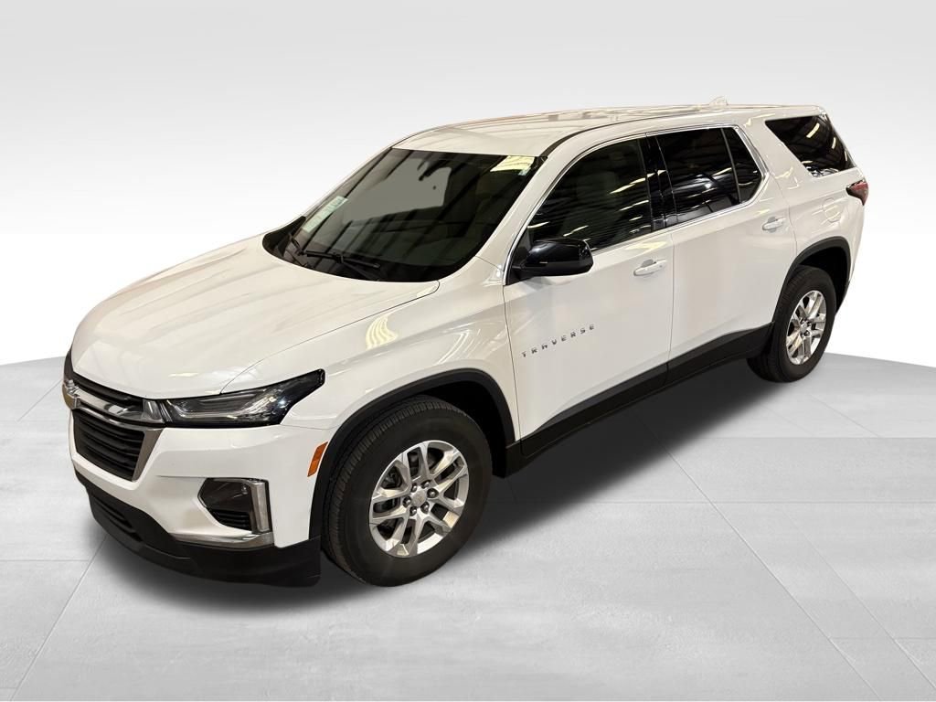 Used 2023 Chevrolet Traverse LS image 9