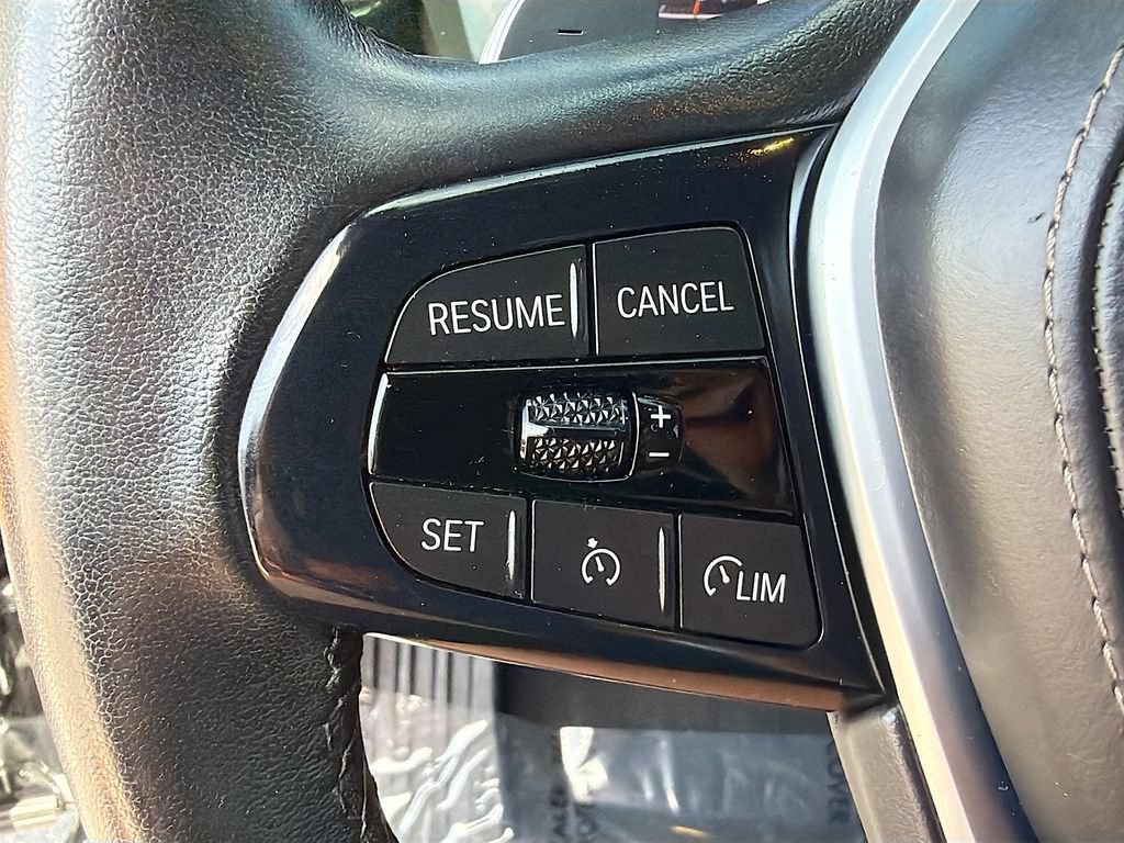Used 2023 BMW 530i w/ Premium Package RWD image 38