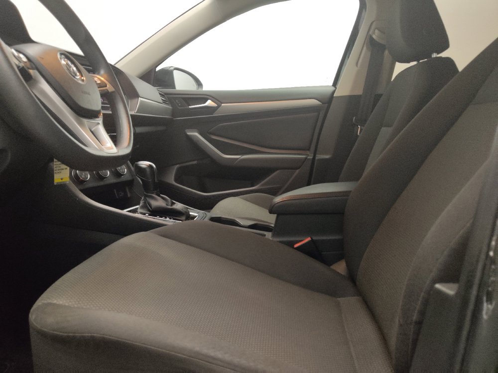 Used 2019 Volkswagen Jetta SE FWD image 17