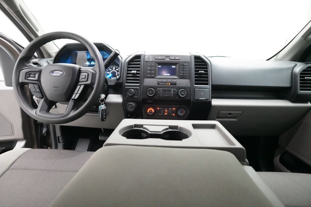 Used 2016 Ford F150 XL w/ Equipment Group 101A Mid AWD/4WD image 5