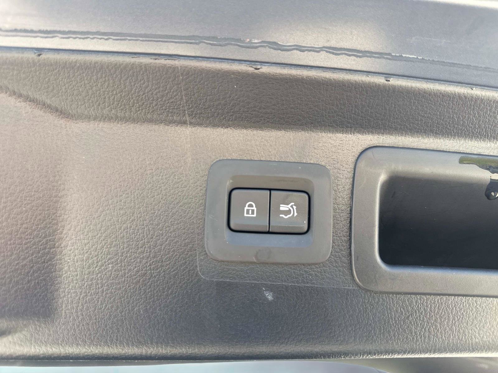 Used 2024 MAZDA CX-50 AWD 2.5 S w/ Preferred Package image 13