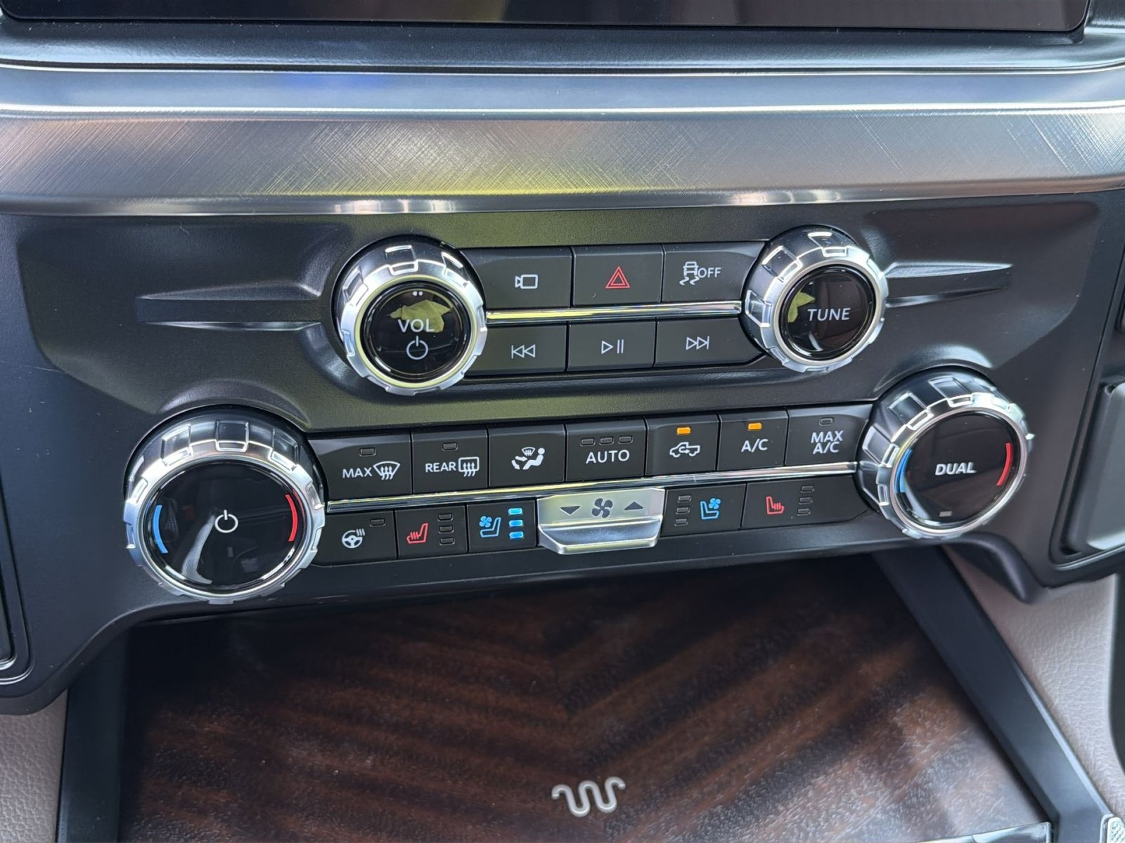 New 2026 Ford F350 King Ranch AWD/4WD image 23