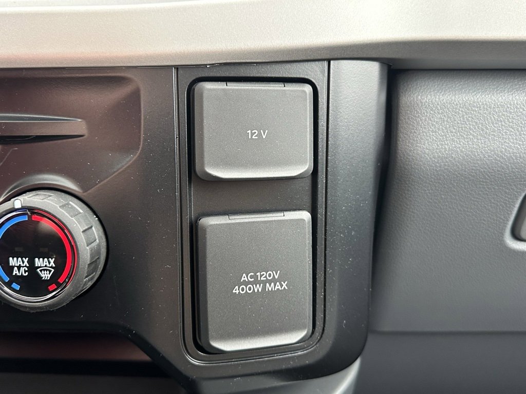 New 2026 Ford F250 XLT w/ XLT Premium Package image 30