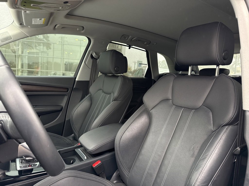 Used 2023 Audi Q5 2.0T Prestige image 30