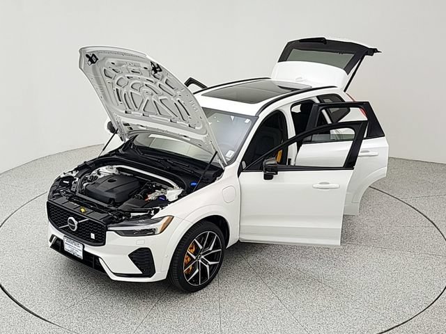Certified 2024 Volvo XC60 T8 Polestar w/ Protection Package Premier AWD/4WD image 38