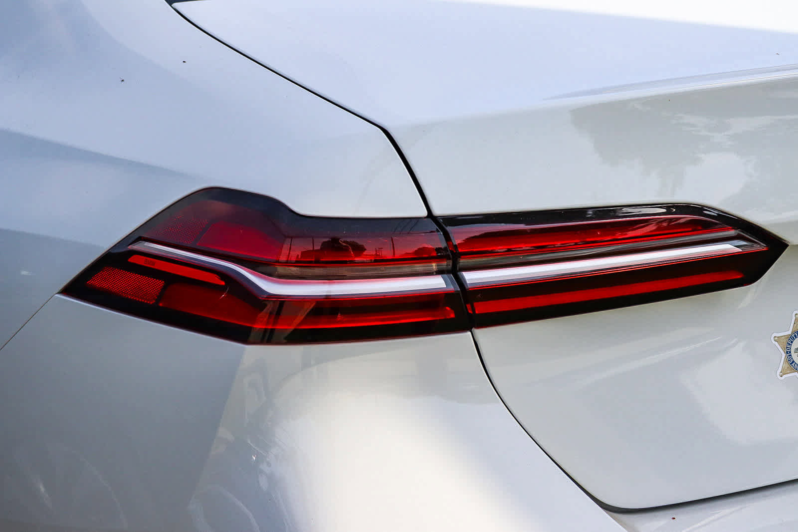 Used 2024 BMW 530i w/ Convenience Package image 6