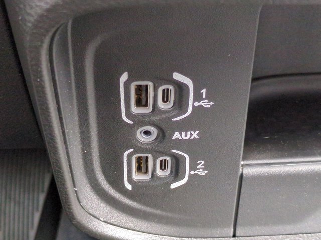 Used 2024 RAM 2500 Big Horn w/ Bed Utility Group image 21