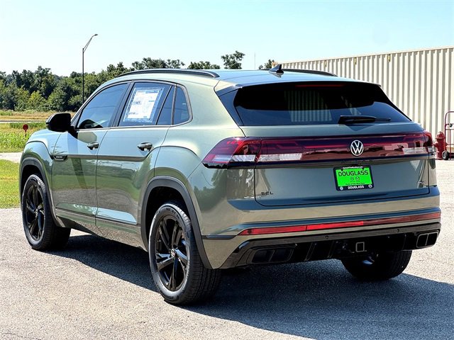 New 2026 Volkswagen Atlas Cross Sport SEL R-Line image 6