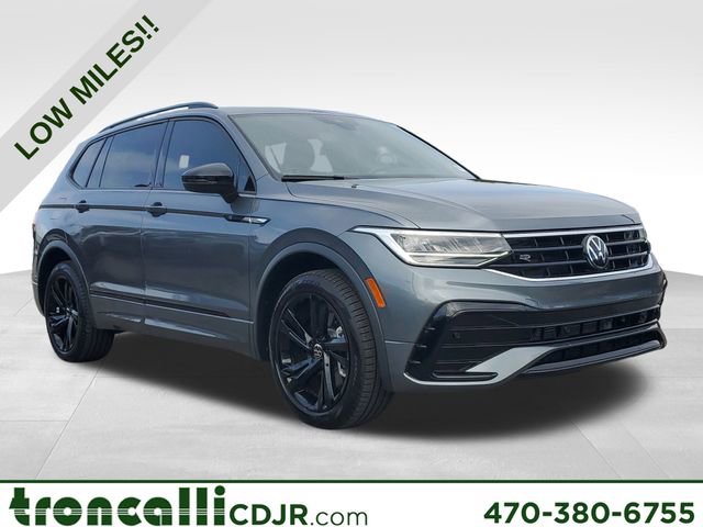 Used 2024 Volkswagen Tiguan SE R-Line image 1