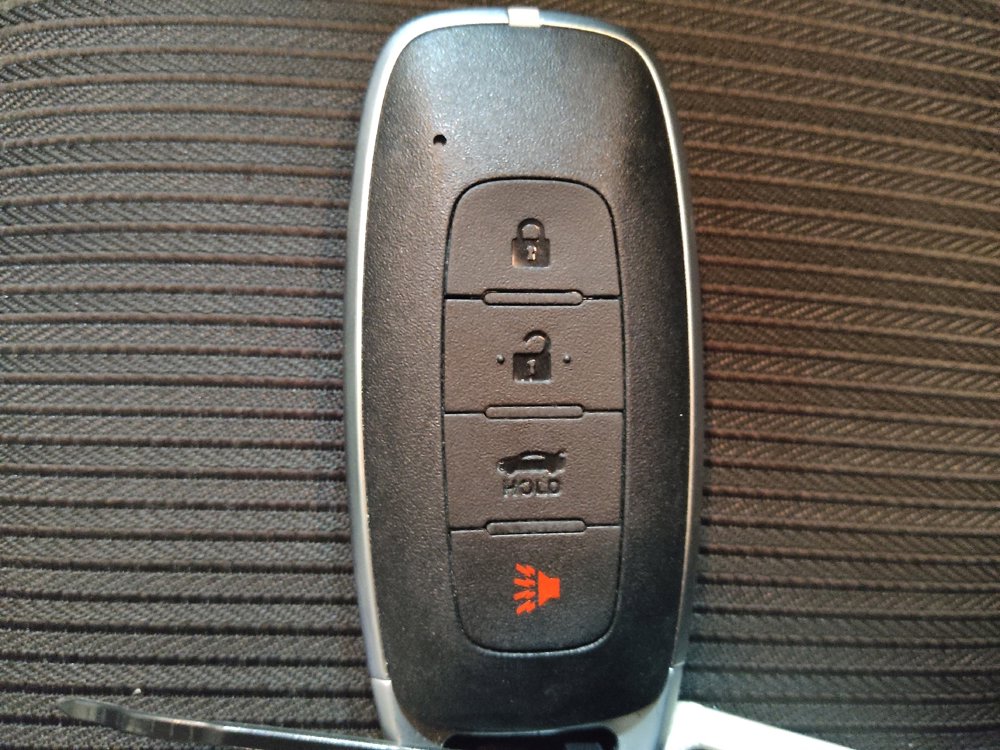 Used 2025 Nissan Sentra SV FWD image 32