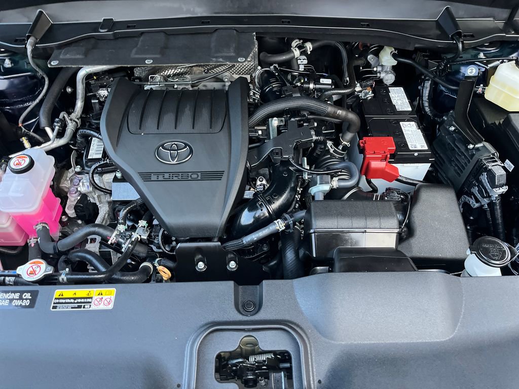 Certified 2025 Toyota Grand Highlander Platinum image 21