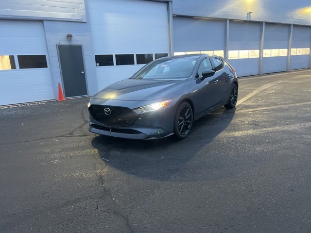 New 2026 MAZDA MAZDA3 Hatchback w/Premium Plus Pkg image 24