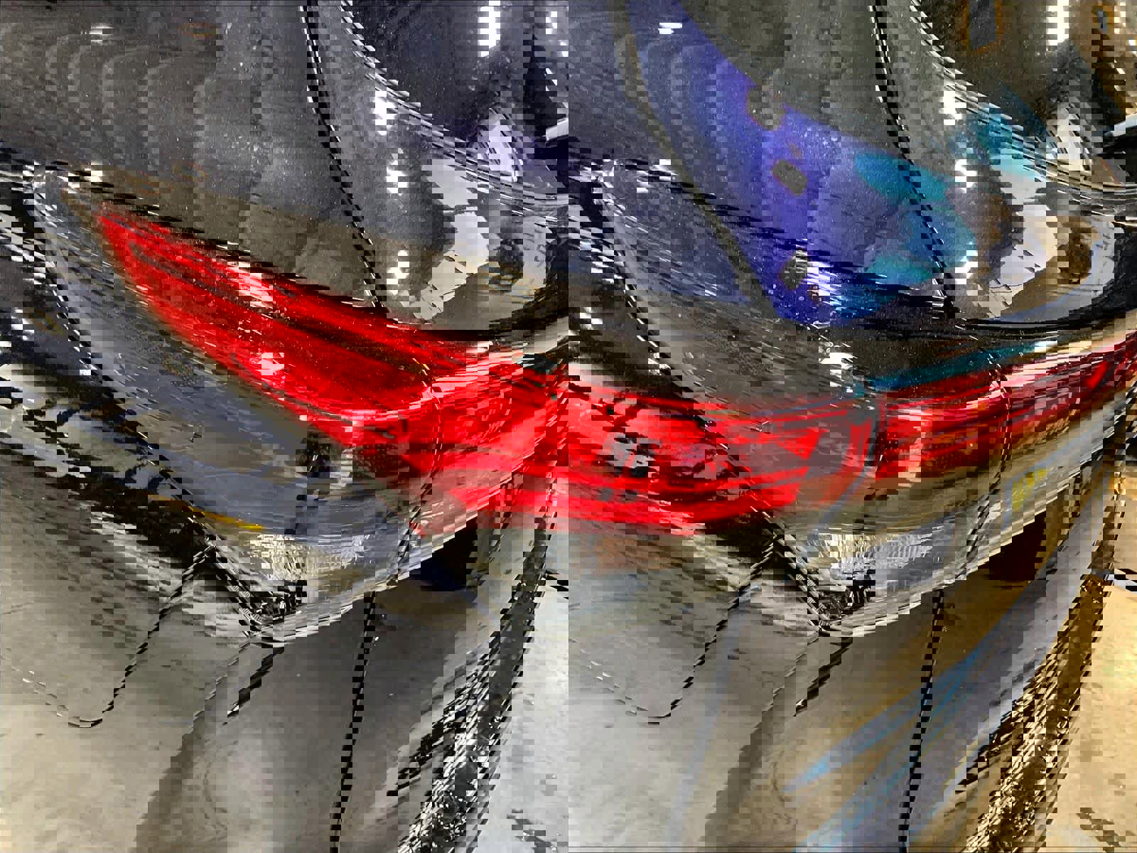 Used 2023 Toyota Highlander XLE image 35