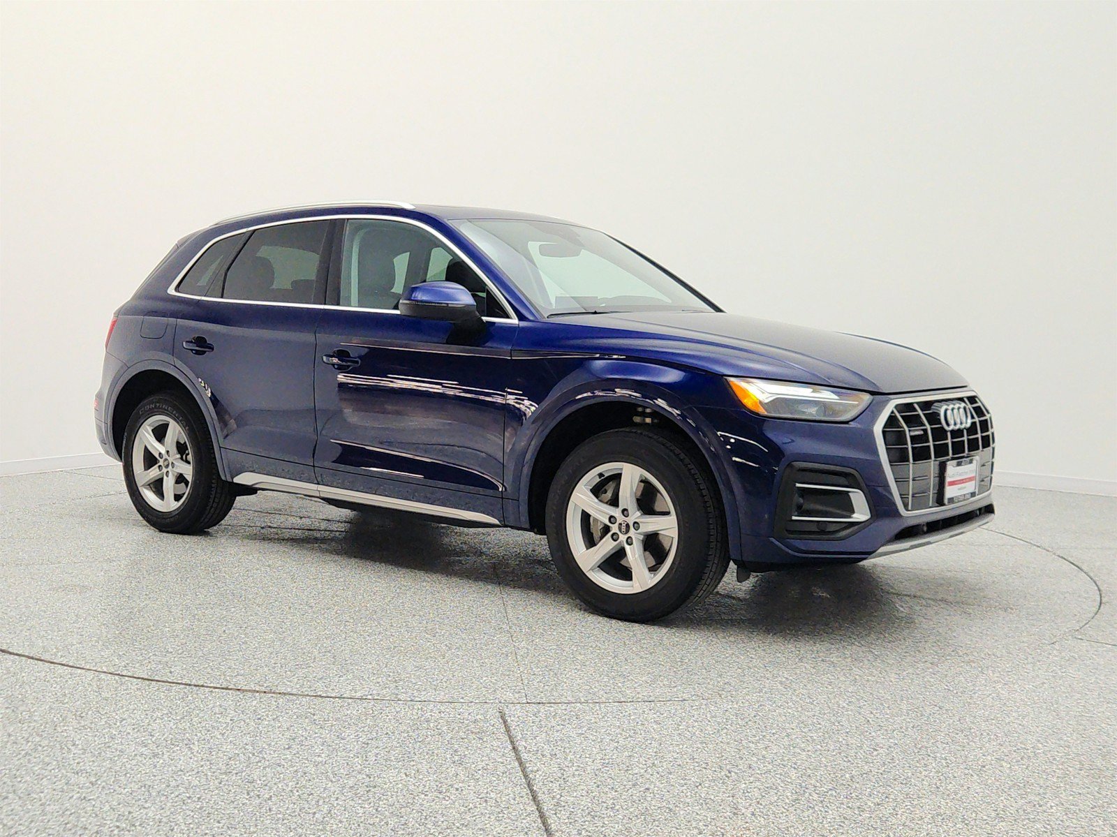 Used 2023 Audi Q5 2.0T Premium w/ Convenience Package AWD/4WD image 3