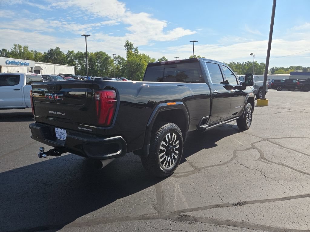 Certified 2024 GMC Sierra 2500 Denali Ultimate w/ Max Trailering Package AWD/4WD image 3