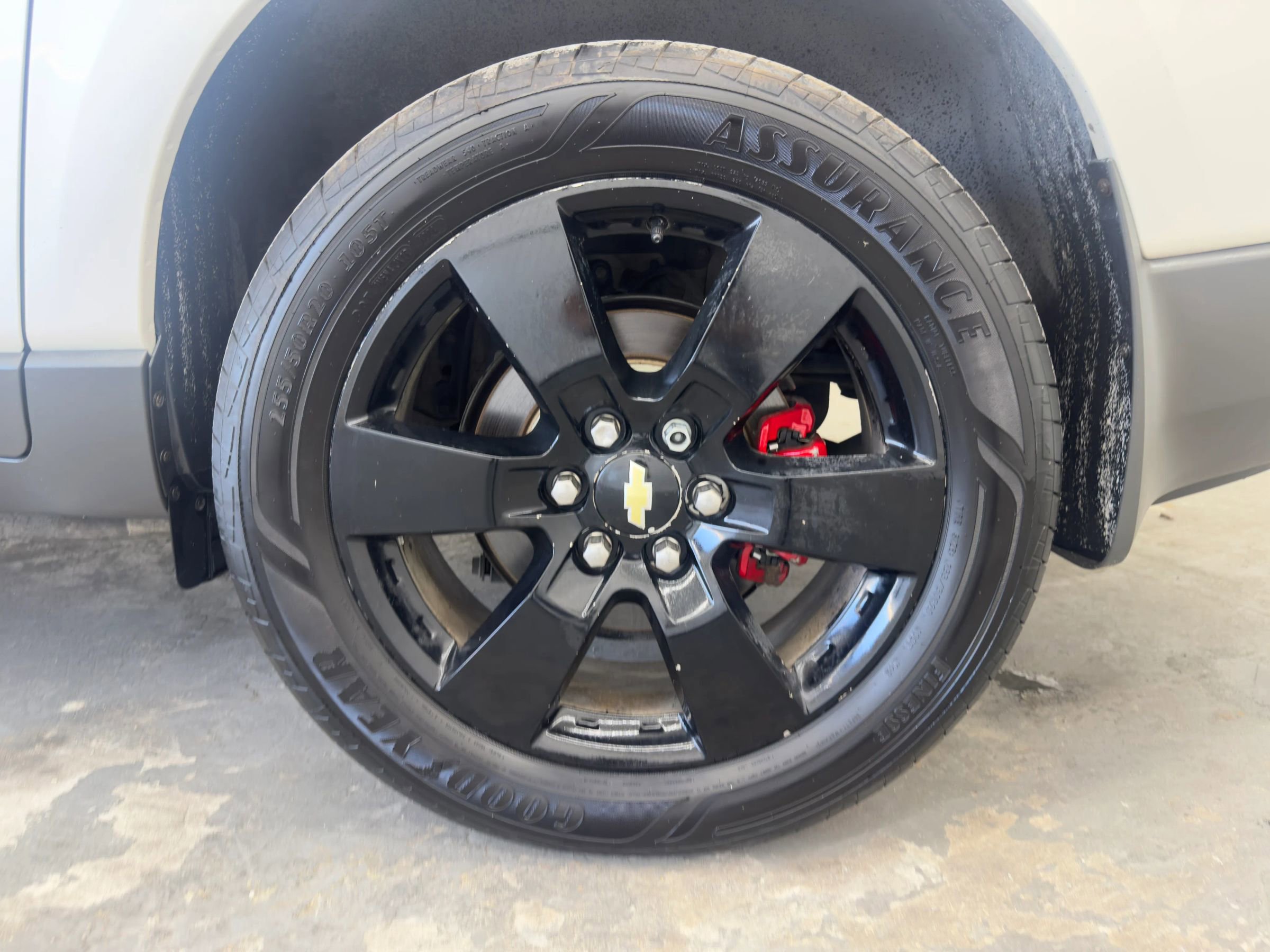 Used 2011 Chevrolet Traverse LTZ image 14