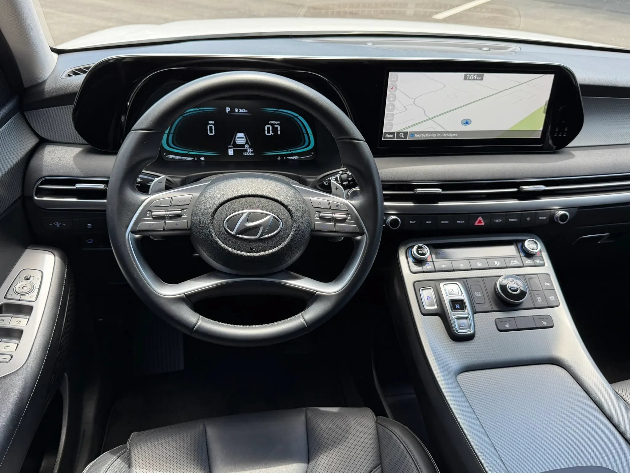 Used 2025 Hyundai Palisade SEL FWD image 10