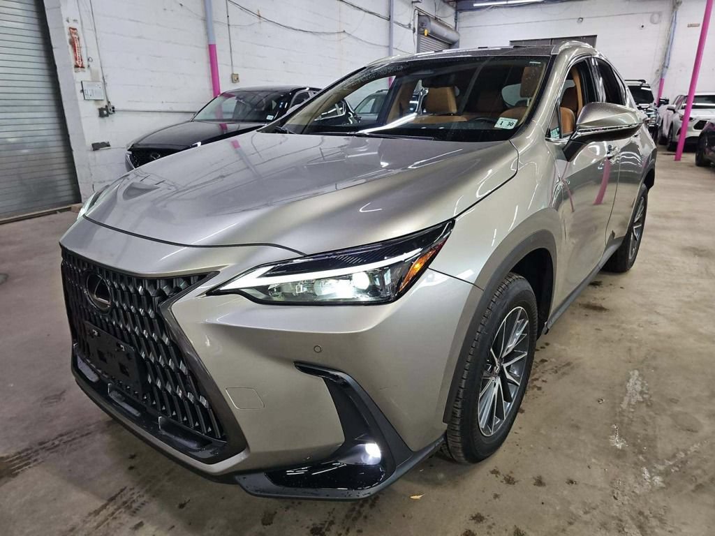 Used 2025 Lexus NX 350 AWD w/ Accessory Package (2T) image 2