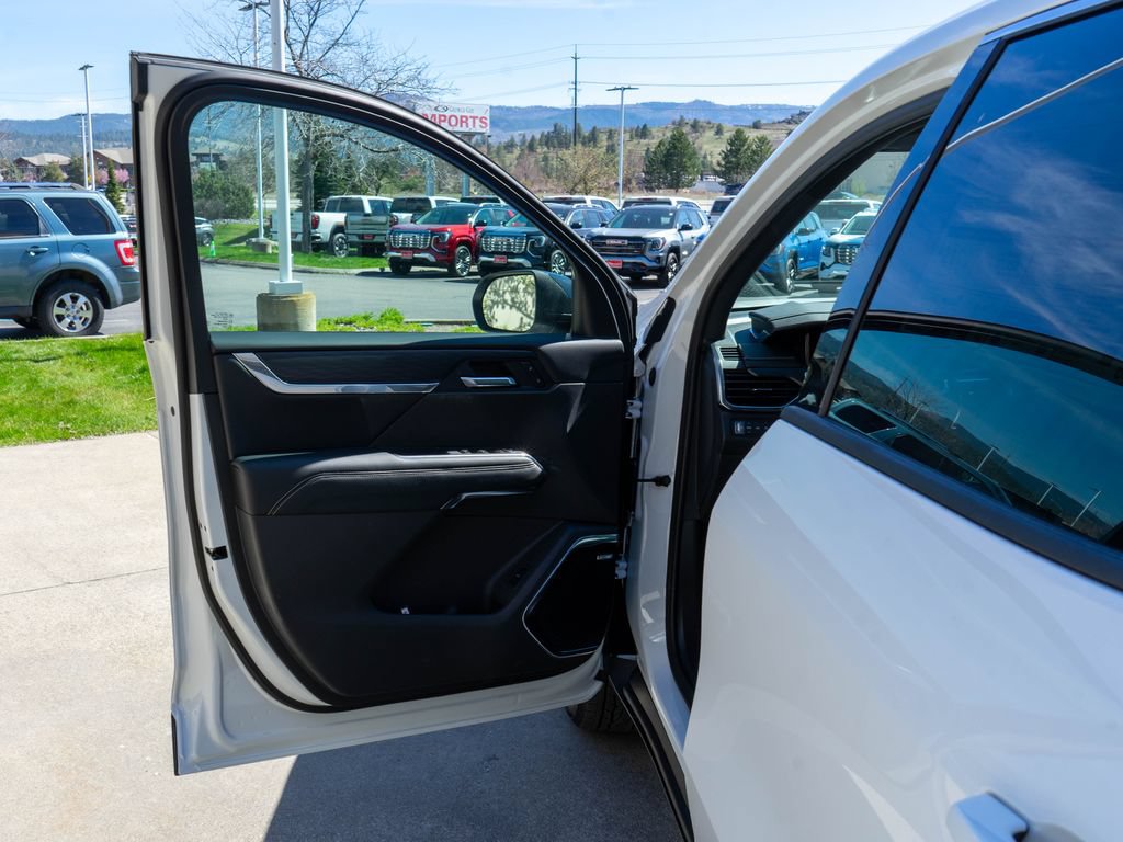 New 2026 GMC Acadia Elevation w/ Elevation Premium Package AWD/4WD image 19