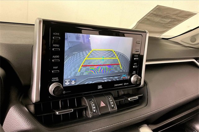 Used 2021 Toyota RAV4 XLE Premium image 14