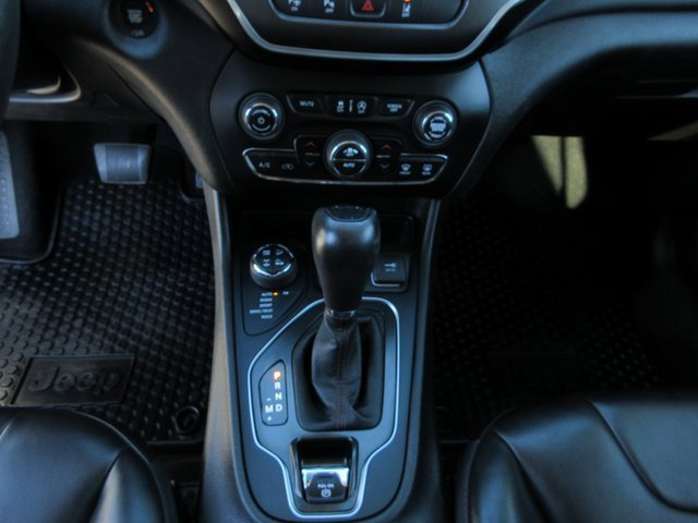 Used 2021 Jeep Cherokee Trailhawk w/ Sun, Sound & Nav Group image 22