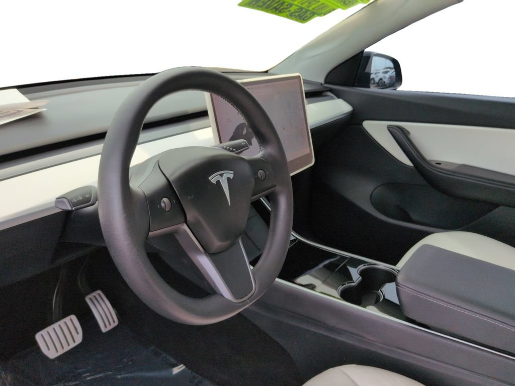 Used 2020 Tesla Model Y Long Range AWD/4WD image 23