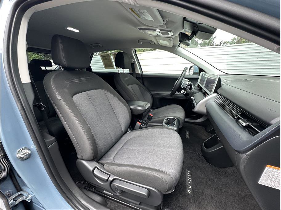 Used 2024 Hyundai Ioniq 5 SEL RWD image 4