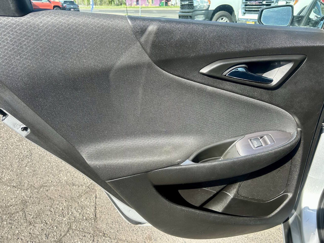 Used 2022 Chevrolet Malibu LT FWD image 12