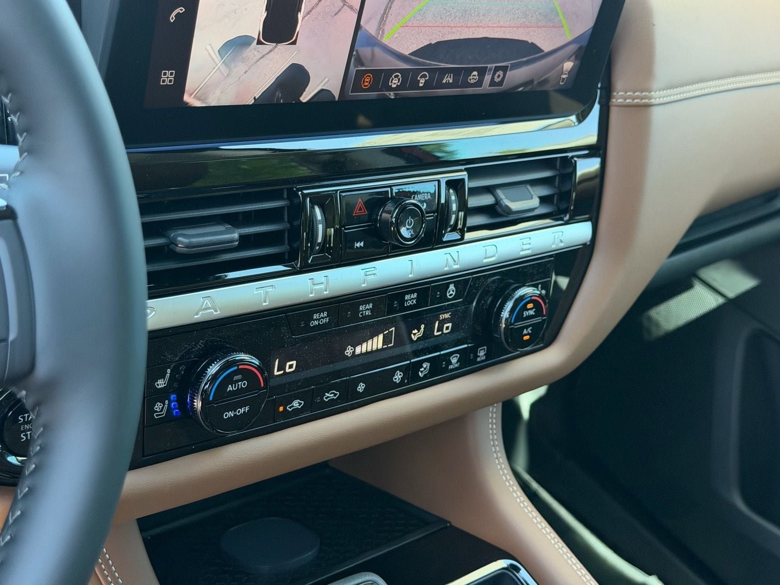 New 2026 Nissan Pathfinder Platinum AWD/4WD image 21