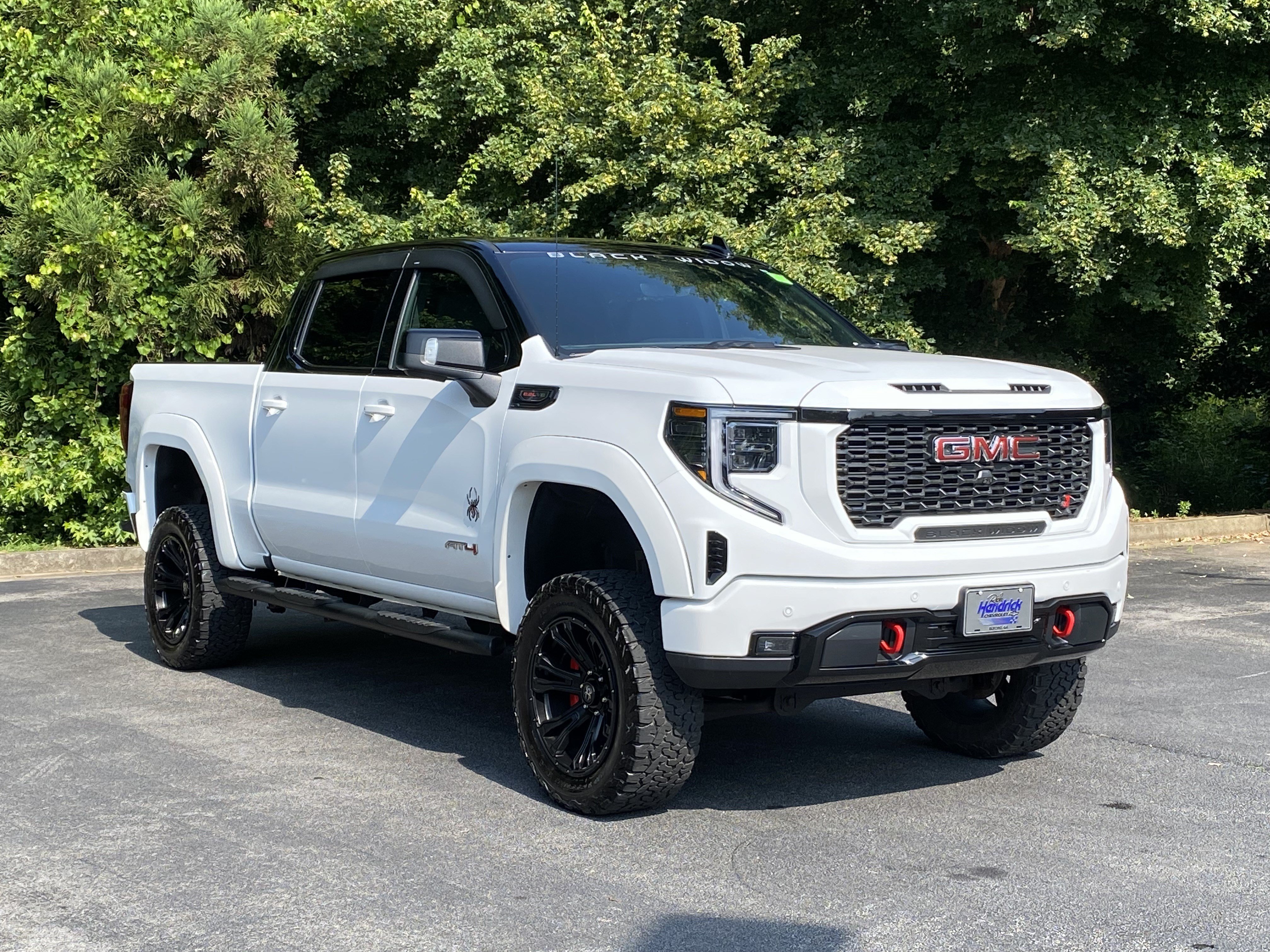 Used 2022 GMC Sierra 1500 AT4 w/ AT4 Premium Package AWD/4WD video 2