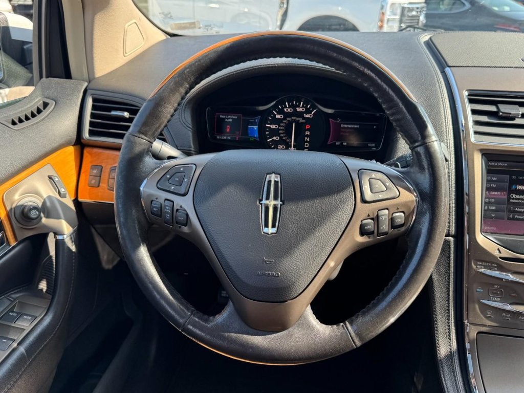 Used 2014 Lincoln MKX FWD w/ Equipment Group 102A image 13