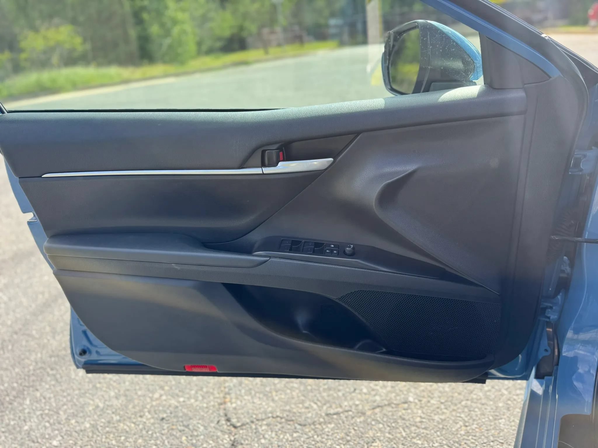 Used 2023 Toyota Camry SE FWD image 20