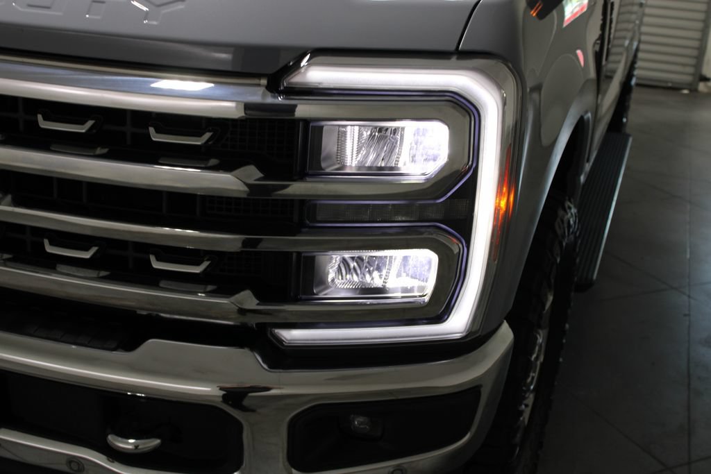 Used 2024 Ford F250 Lariat w/ Lariat Ultimate Package AWD/4WD image 64