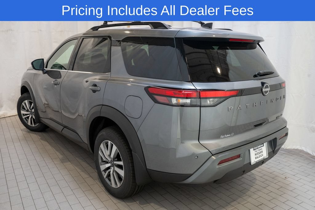 New 2026 Nissan Pathfinder SL w/ Cargo Package AWD/4WD image 4